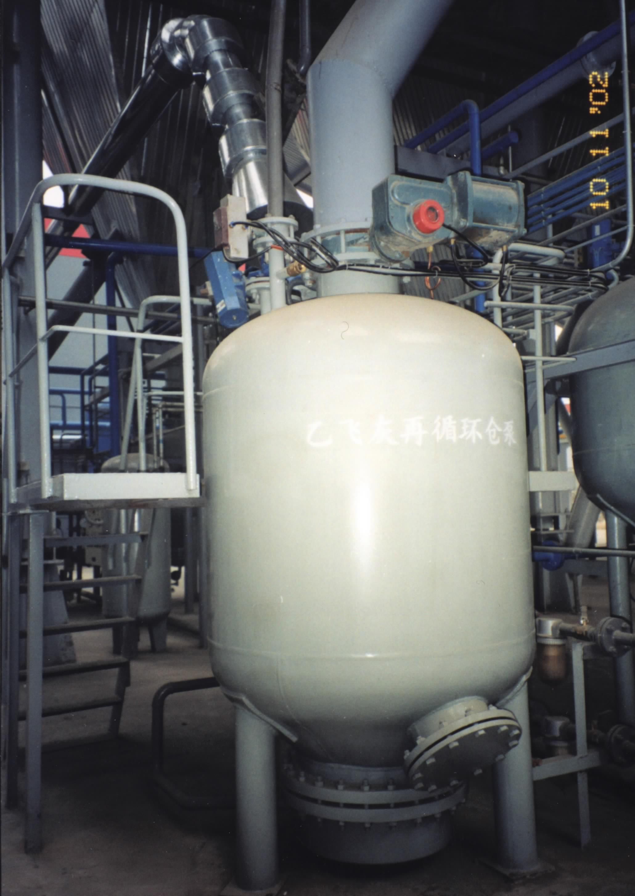 上海联合利华牙膏公司碳酸钙上引式密相仓泵